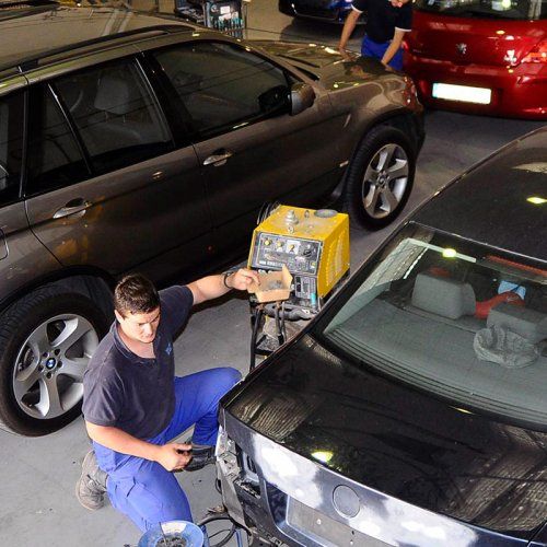 taller de electricidad del automovil